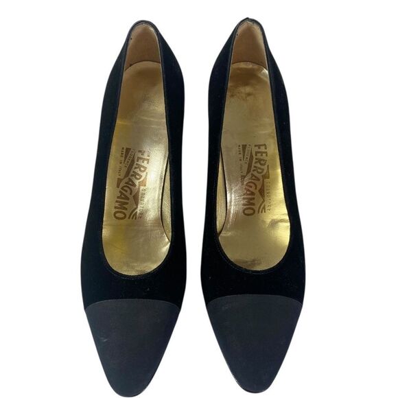 Ferragame 9B Black Pumps with kitten heel velvet w/silk toe - Picture 5 of 12